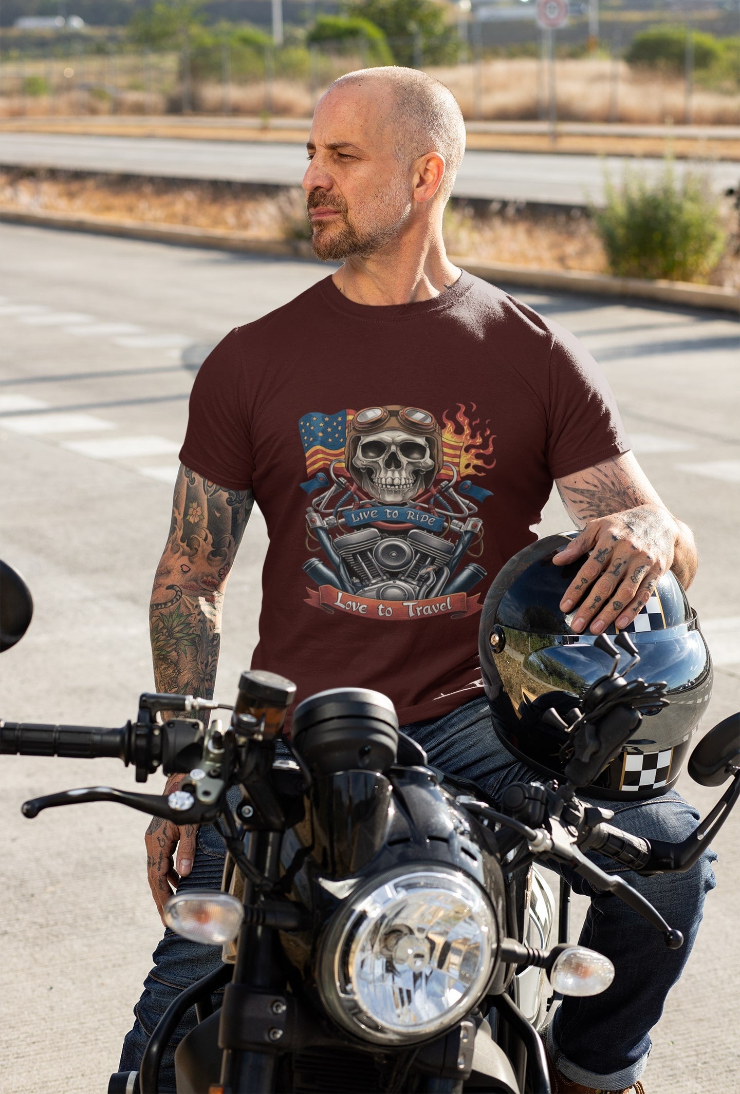 Live to Ride Love to Travel Classic Round Neck T-shirt