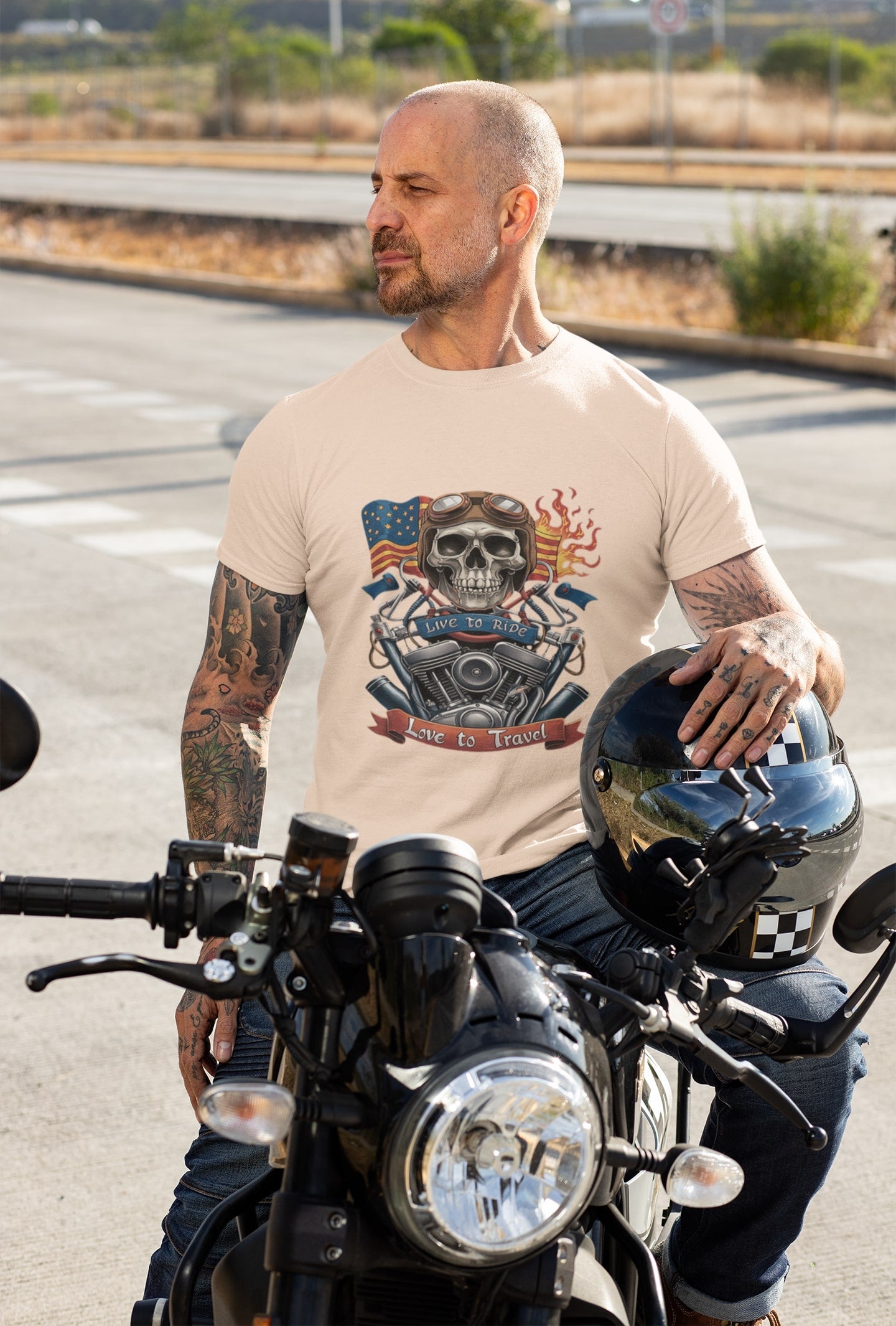 Live to Ride Love to Travel Classic Round Neck T-shirt