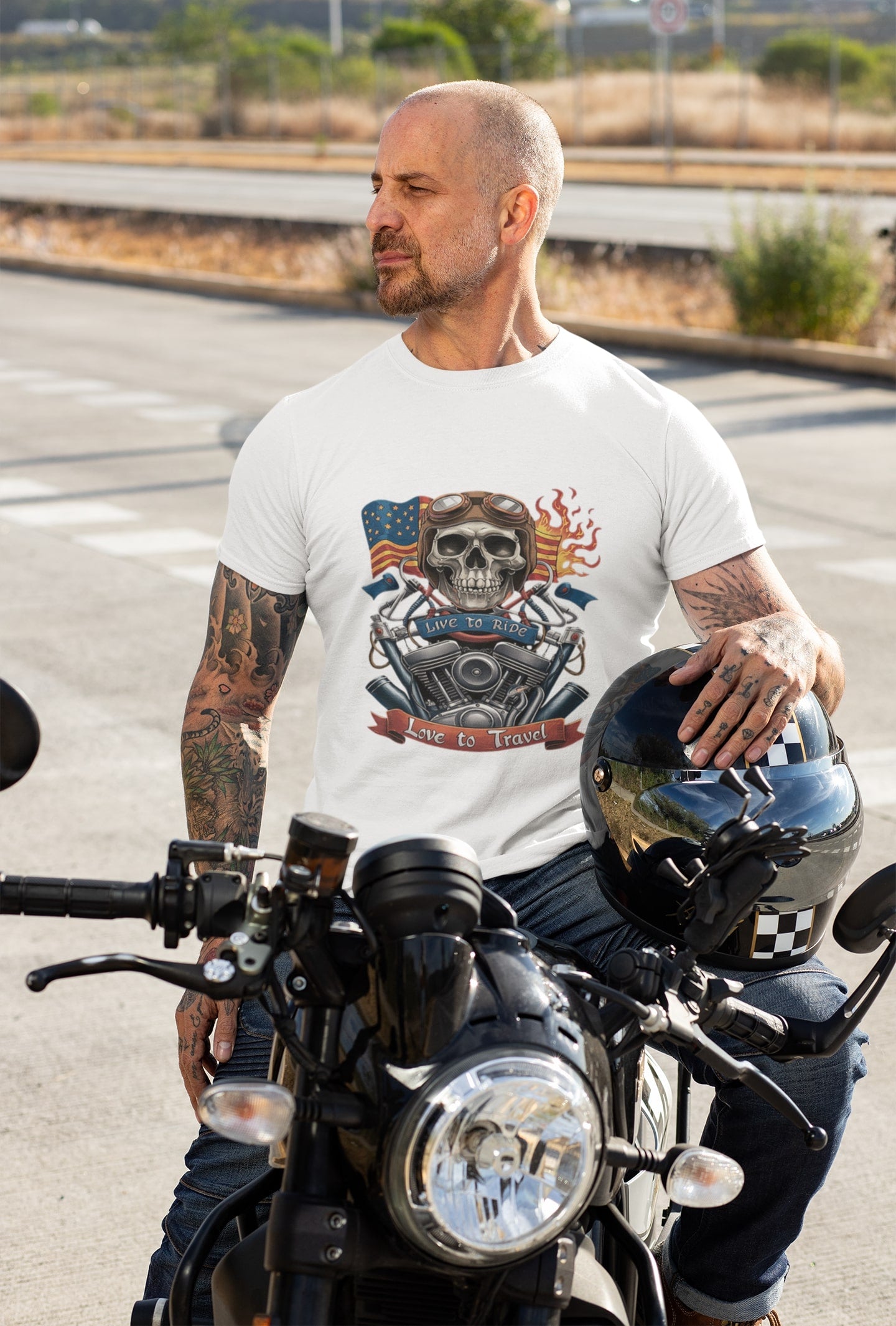 Live to Ride Love to Travel Classic Round Neck T-shirt